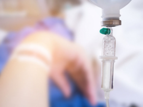 Paracetamol intravenoso reduce el delirio postoperatorio