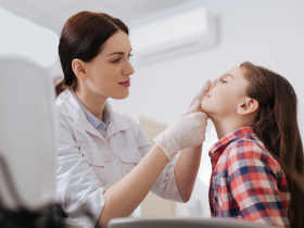 Mometasona mejora síntomas de la hipertrofia adenoidea