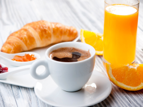 enfermedad cardiovascular, nutrición, omisión del desayuno, hábito del desayuno, factor de riesgo cardiovascular