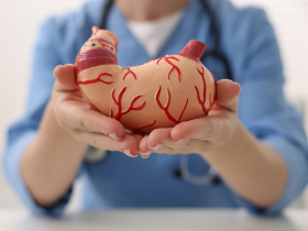 uso prolongado de IBP, IBP, inhibidores de la bomba de protones, enfermedad por reflujo gastroesofágico, ERGE, Helicobacter pylori, cáncer gástrico, adenocarcinoma gástrico