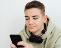 smartphone, teléfonos inteligentes, salud adolescente, depresión, obesidad, sueño insuficiente