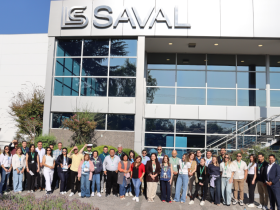 oftalmólogos, laboratorios SAVAL, planta de producción, fármacos