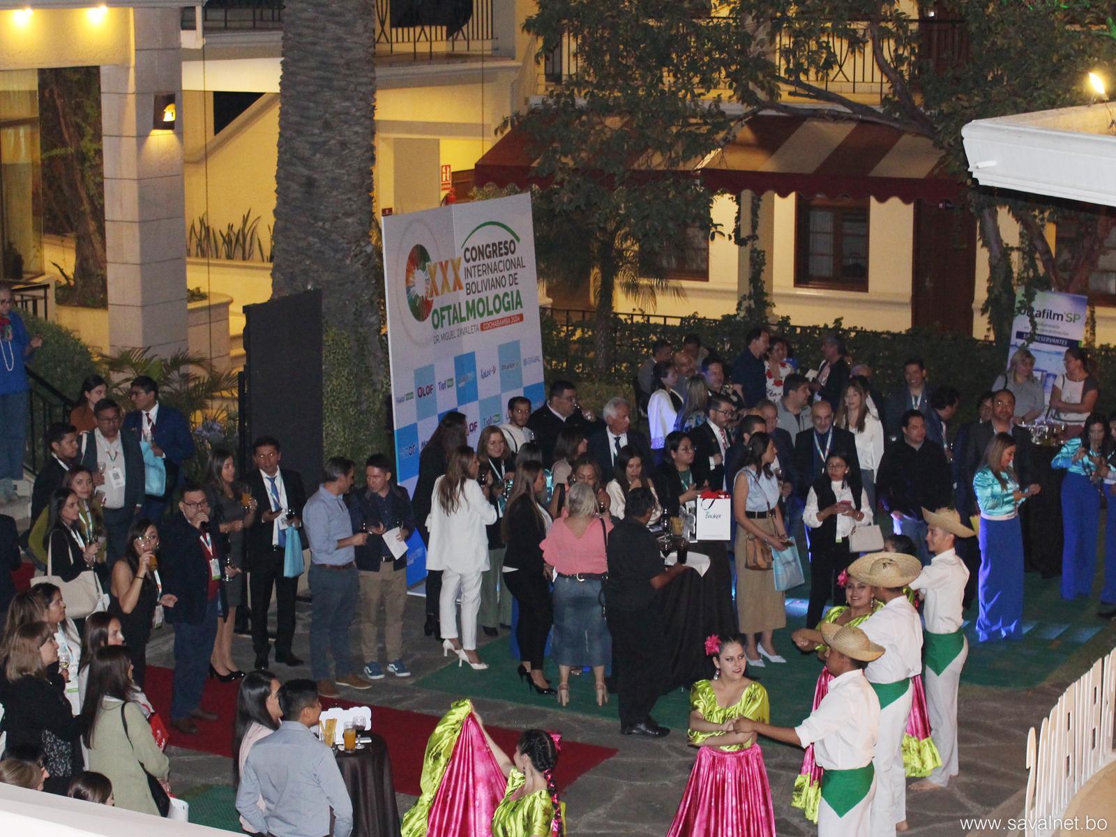 Inauguración con tradición