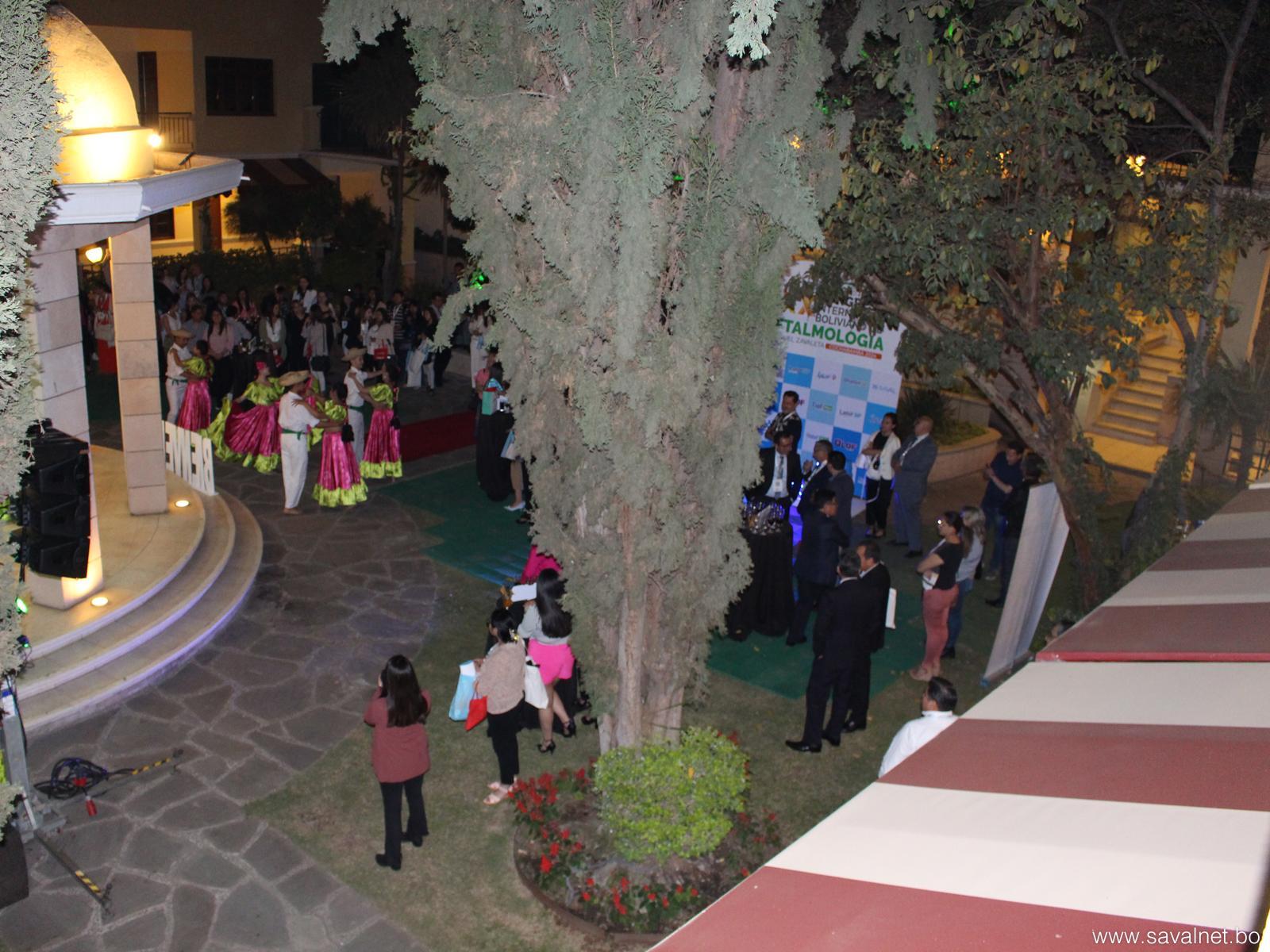 Inauguración con tradición