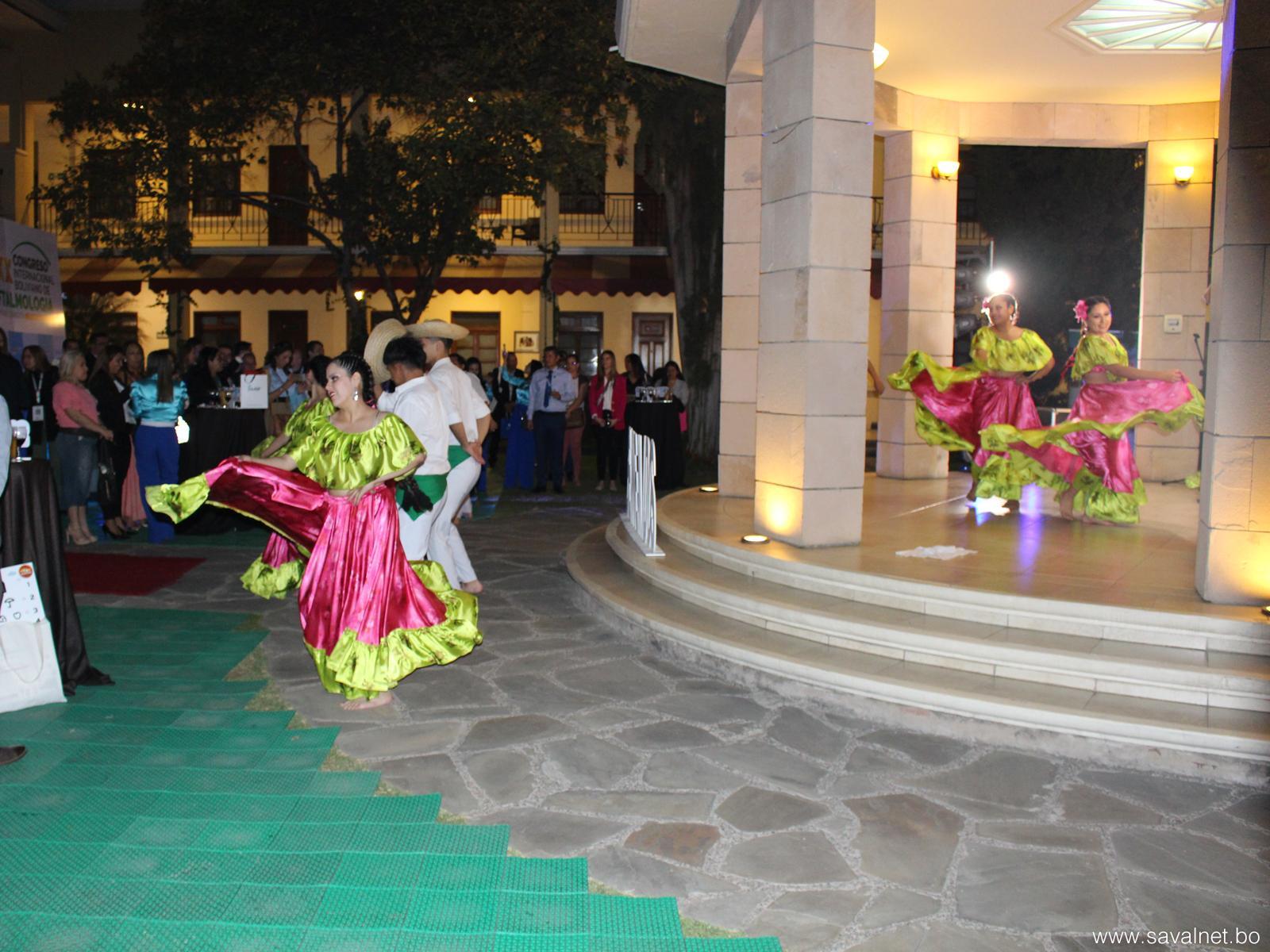 Inauguración con tradición